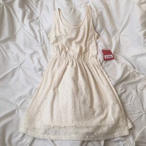 NWT Mossimo Supply Co Cream Sleeveless Lace Dress